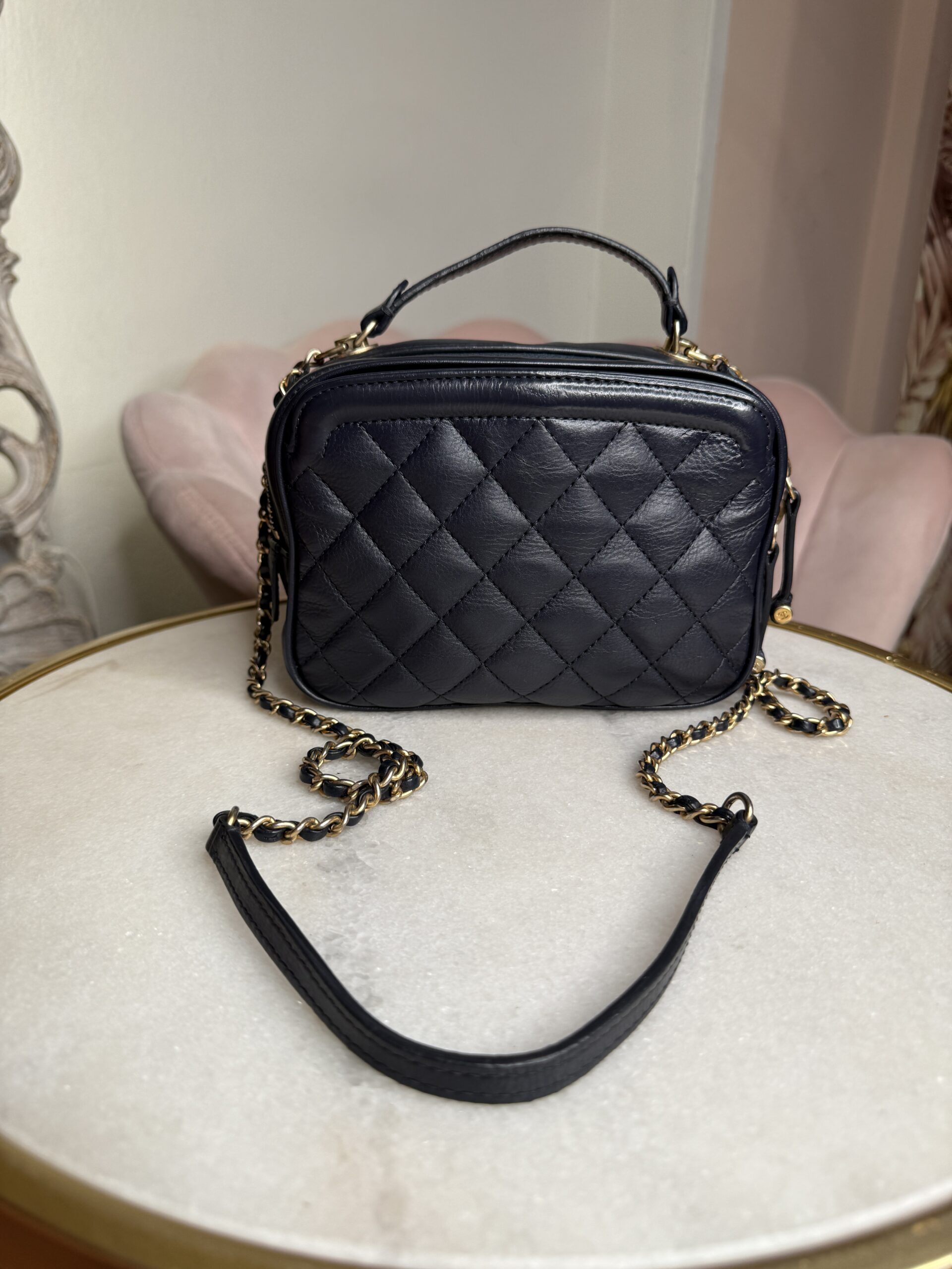 Chanel Vanity Bag - immagine 5
