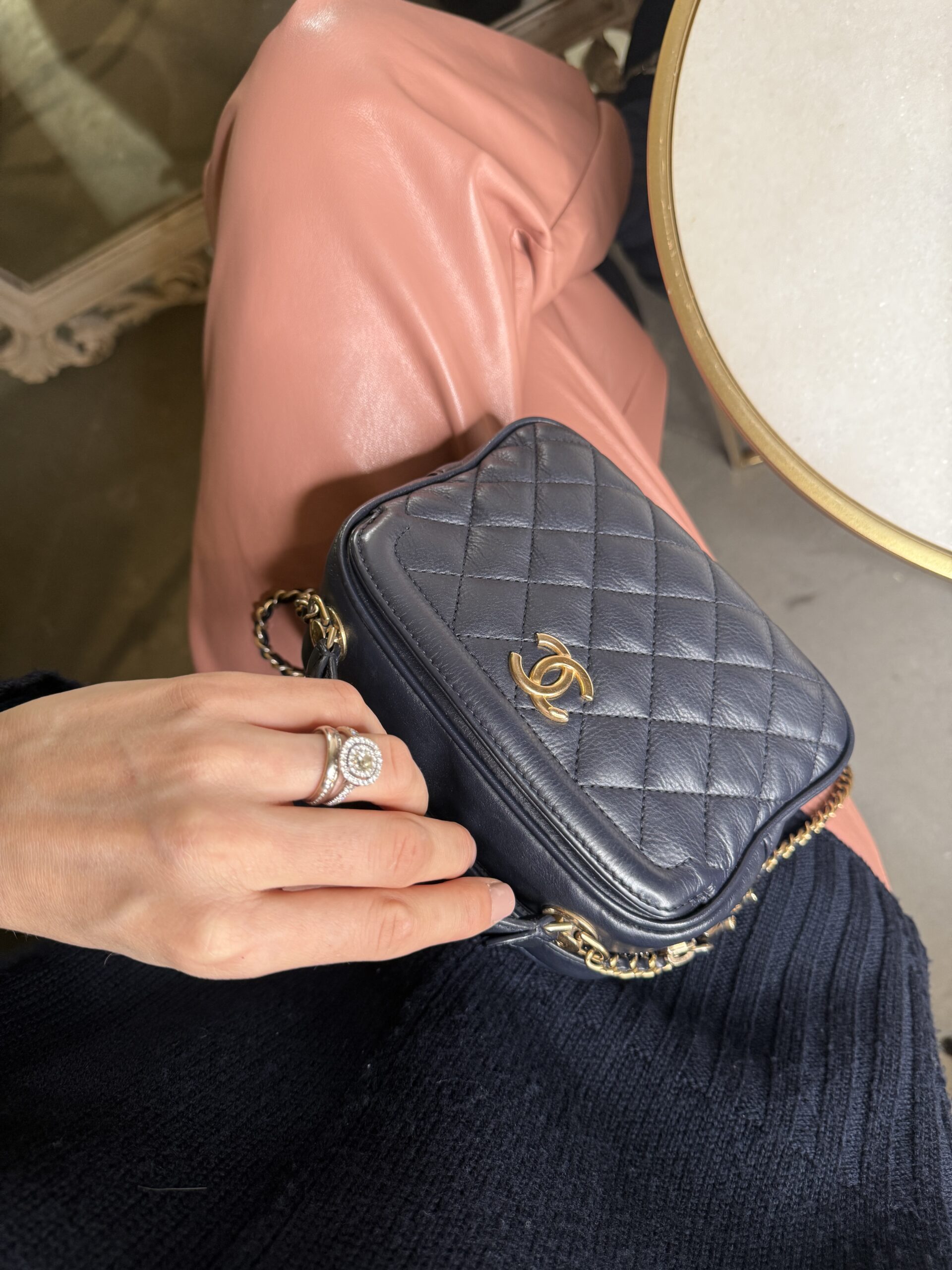 Chanel Vanity Bag - immagine 7