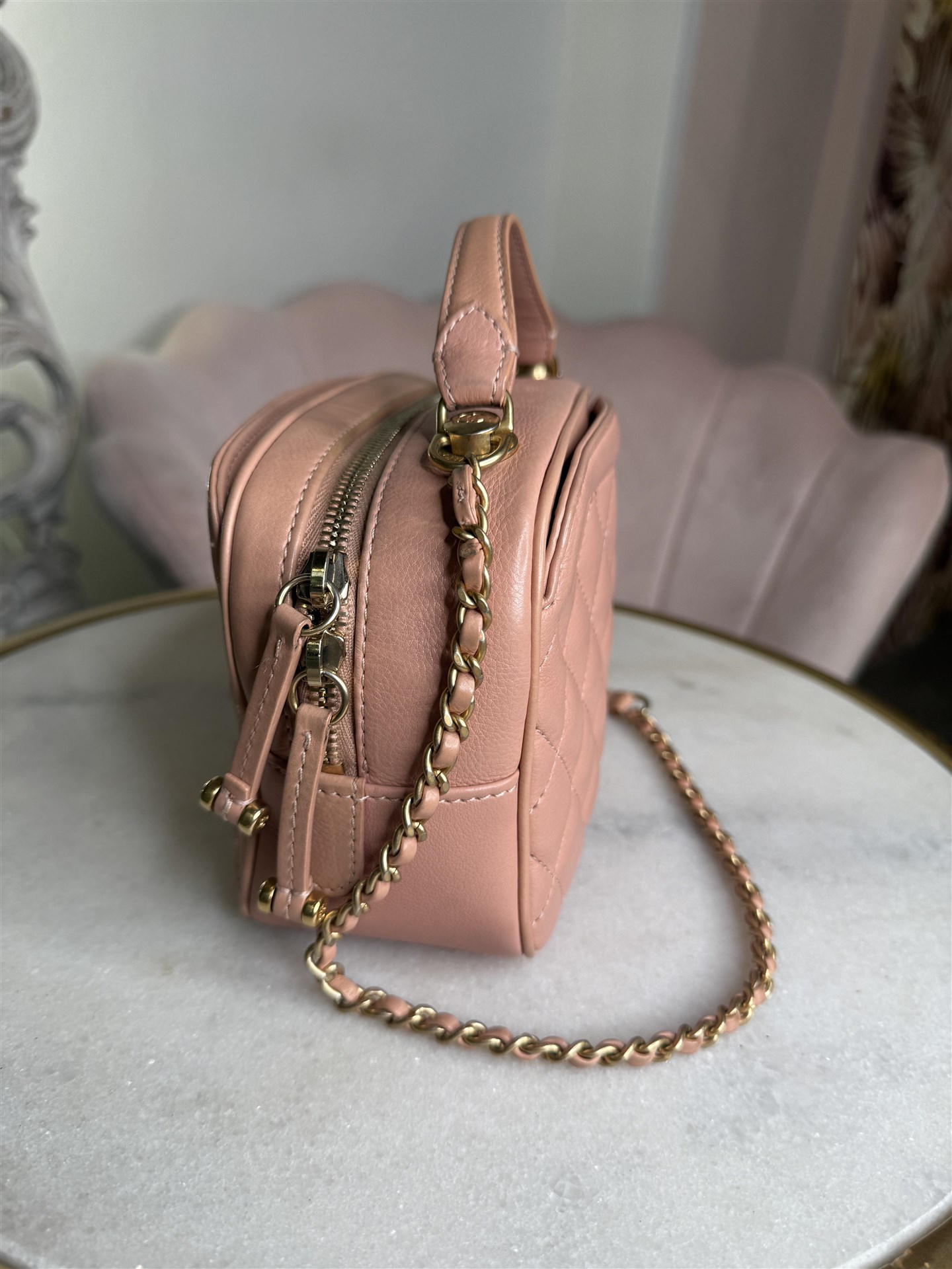 Chanel Vanity Bag - immagine 4