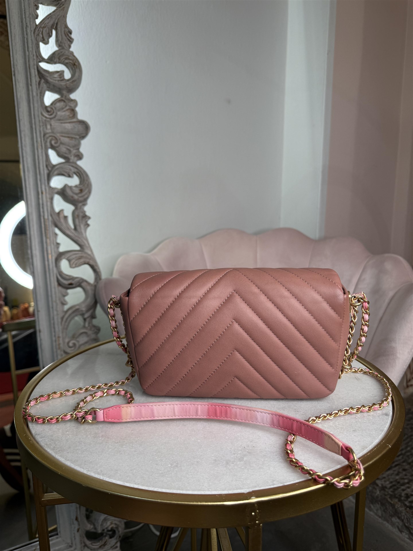 Chanel Chevron Chain - immagine 4