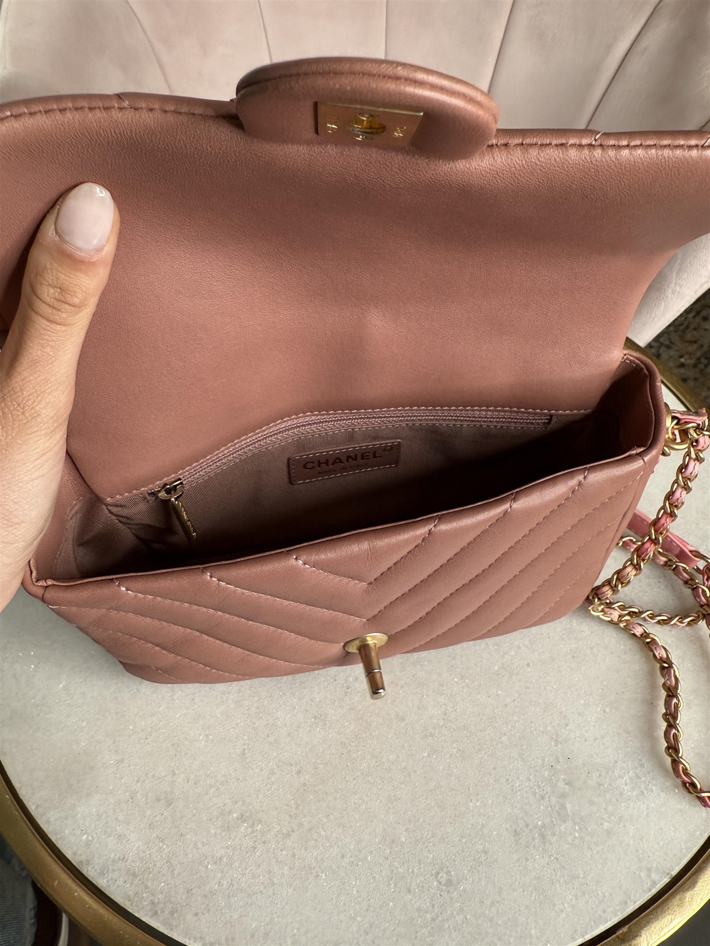 Chanel Chevron Chain - immagine 6