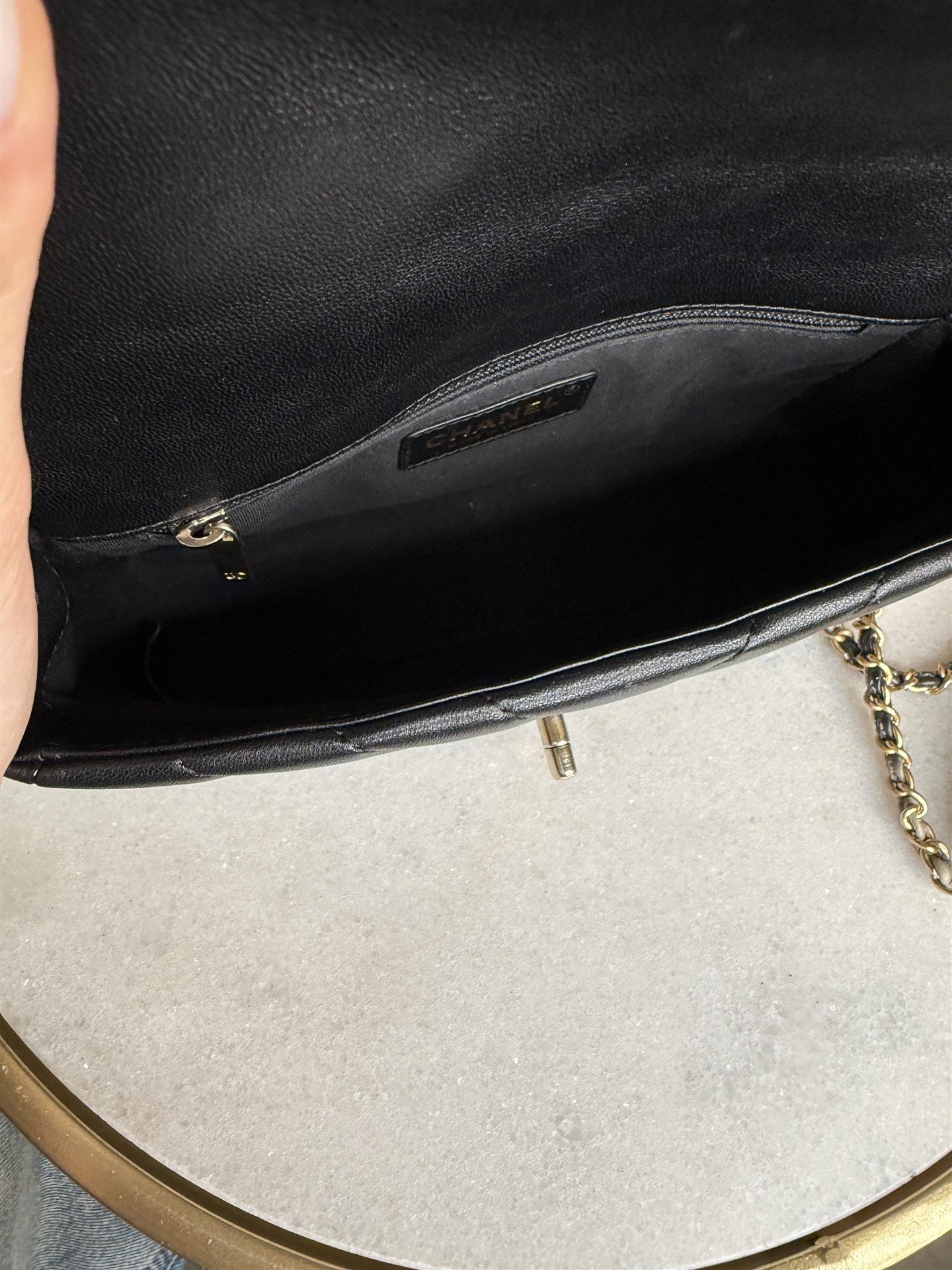 Chanel Chevron Chain - immagine 9