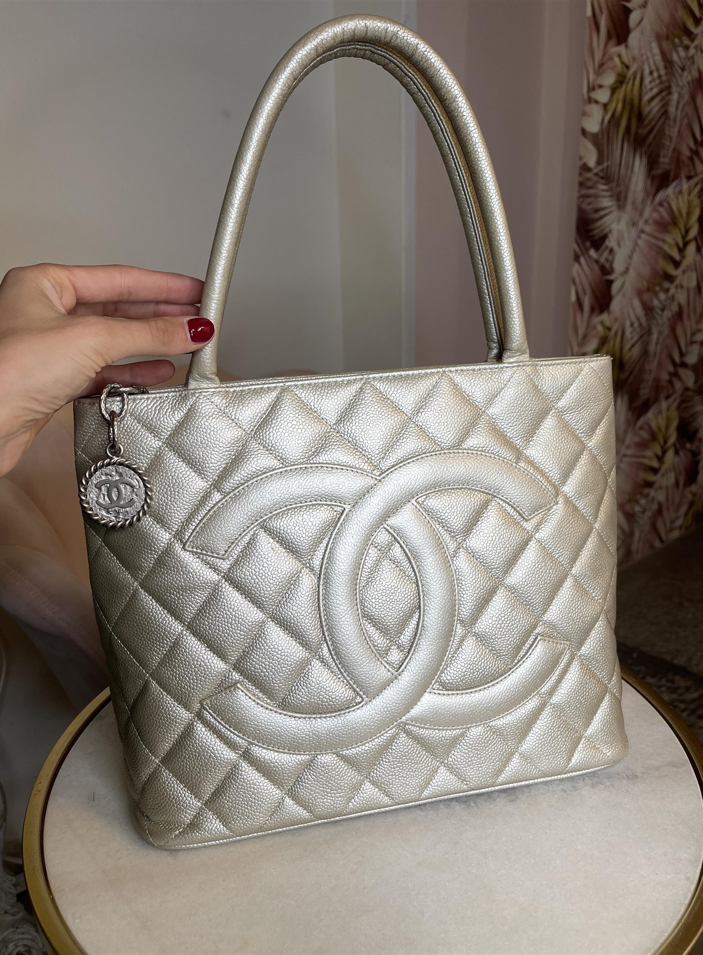 Chanel Shopper Médaillon