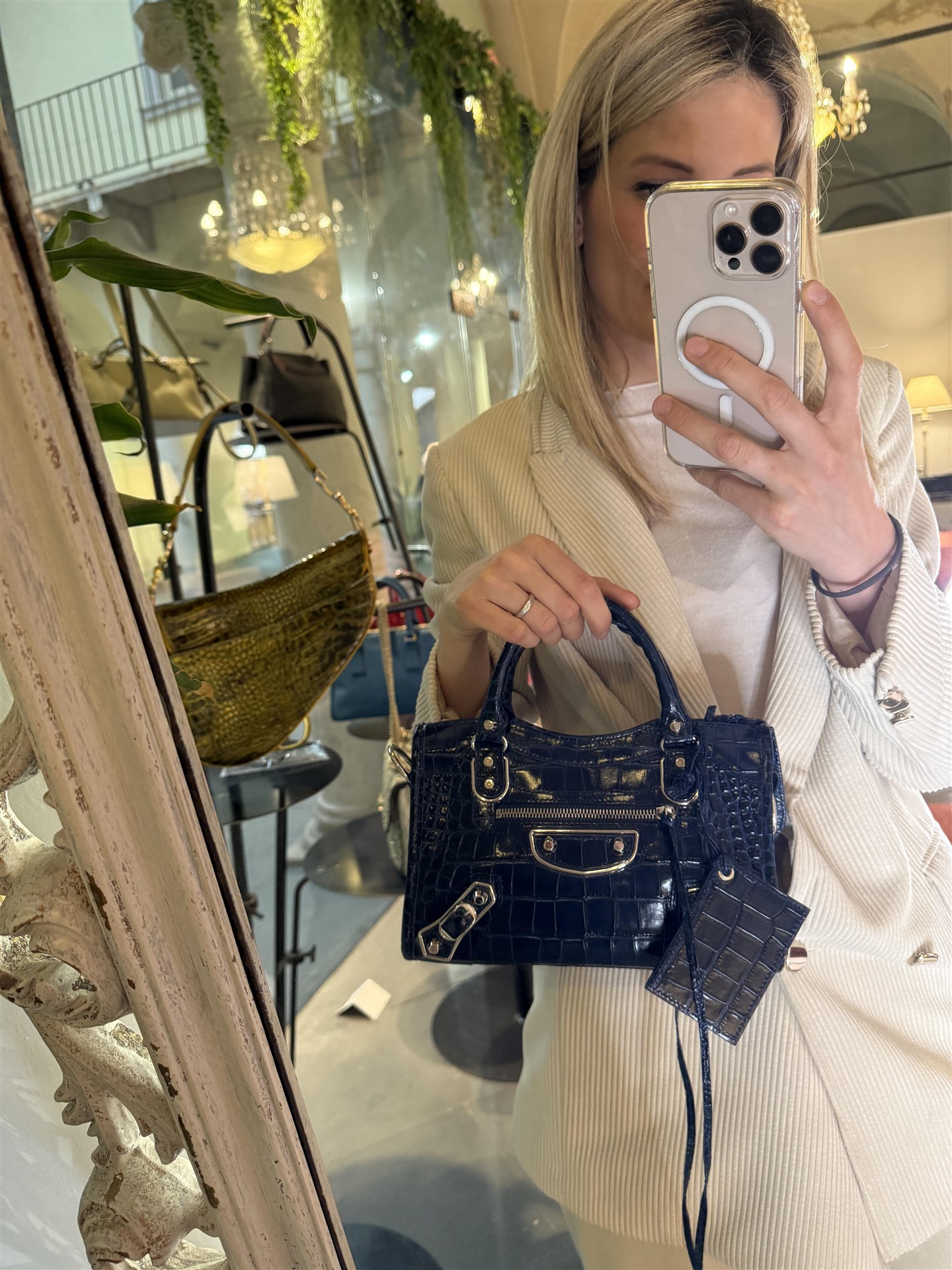 Balenciaga City - immagine 8